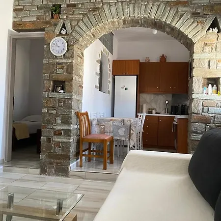 Tatil Evi To Paradosiako Serifos Town