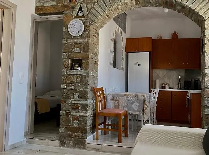 To Paradosiako 別荘 *